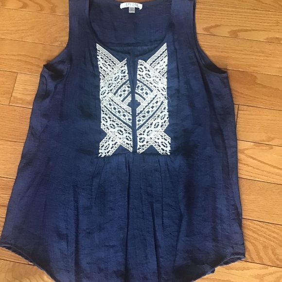 Top - Picture 1 of 3